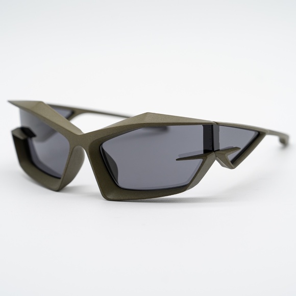 Givenchy Eyewear Giv Cut Shield Sunglasses GV400491 Matte Green Unisex - Picture 2 of 10